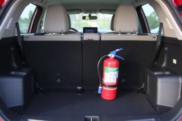 Как закрепить огнетушитель в салоне или багажнике Lifan X60 надёжно